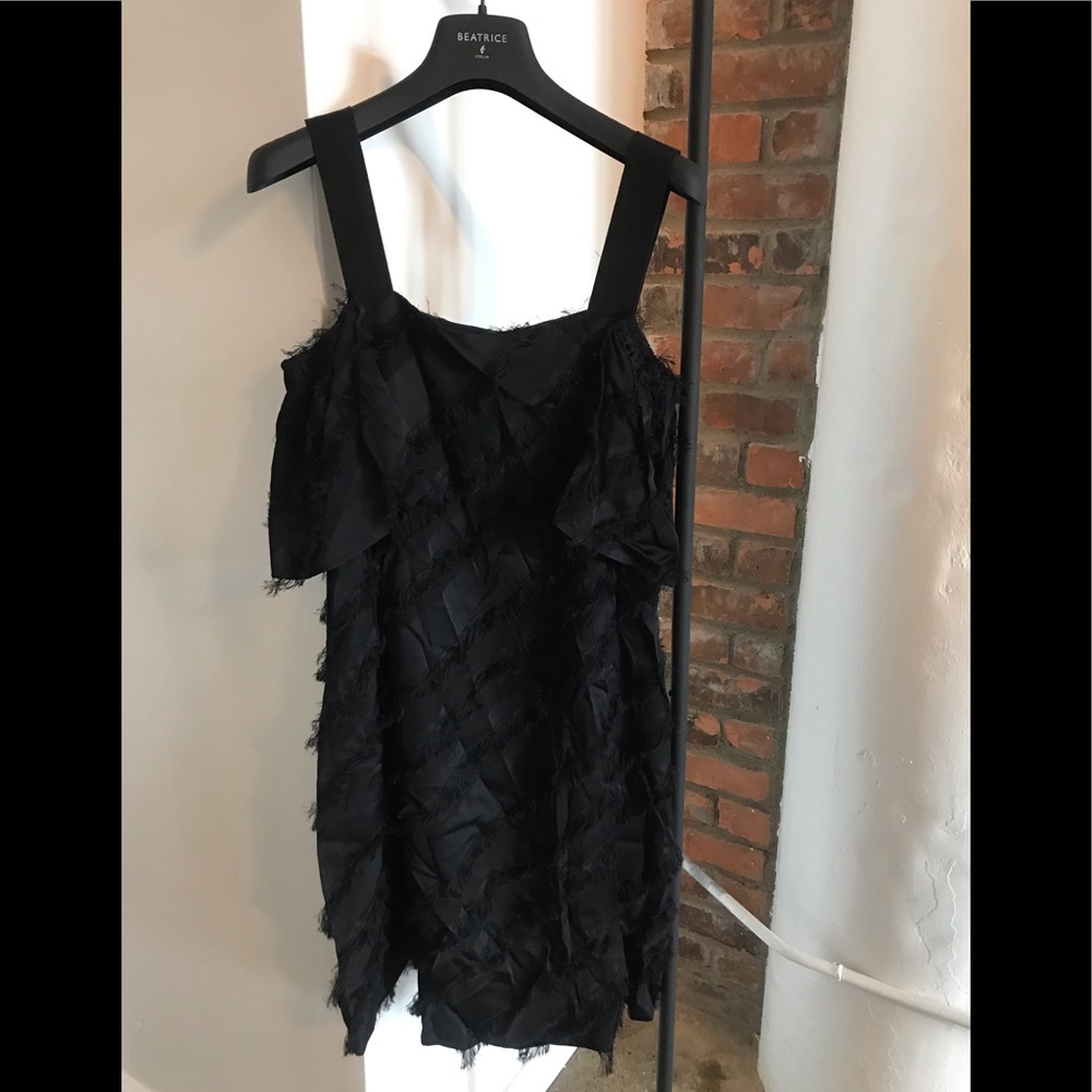 Black cocktail dress off shoulder BNWT sz4